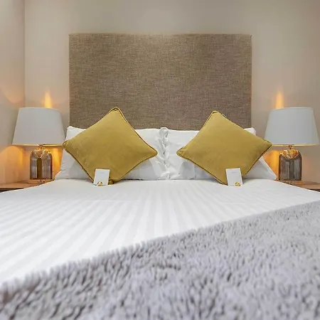 Craignish Apartments Falkirk Room photo